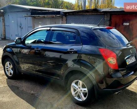 Черный Cанг Йонг Корандо, объемом двигателя 2 л и пробегом 100 тыс. км за 8300 $, фото 3 на Automoto.ua