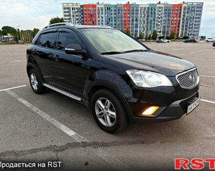 Черный Cанг Йонг Корандо, объемом двигателя 2 л и пробегом 187 тыс. км за 8700 $, фото 3 на Automoto.ua