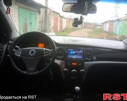 Черный Cанг Йонг Корандо, объемом двигателя 2 л и пробегом 316 тыс. км за 8800 $, фото 6 на Automoto.ua