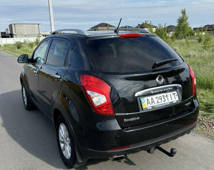 Чорний Cанг Йонг Korando, об'ємом двигуна 2 л та пробігом 229 тис. км за 8199 $, фото 5 на Automoto.ua