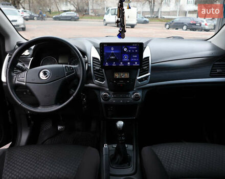 Чорний Cанг Йонг Korando, об'ємом двигуна 2 л та пробігом 263 тис. км за 8600 $, фото 30 на Automoto.ua