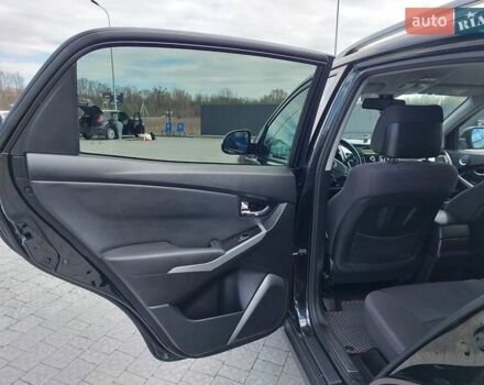 Черный Cанг Йонг Корандо, объемом двигателя 2 л и пробегом 163 тыс. км за 10599 $, фото 20 на Automoto.ua