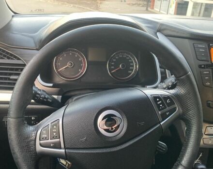 Черный Cанг Йонг Корандо, объемом двигателя 2 л и пробегом 148 тыс. км за 10500 $, фото 3 на Automoto.ua