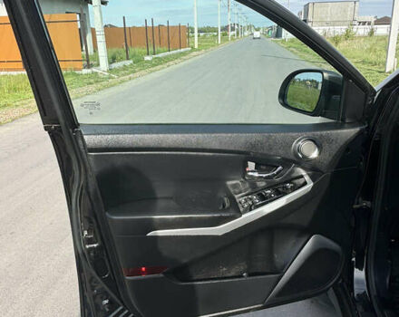 Чорний Cанг Йонг Korando, об'ємом двигуна 2 л та пробігом 229 тис. км за 8199 $, фото 12 на Automoto.ua