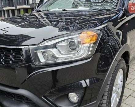 Черный Cанг Йонг Корандо, объемом двигателя 2 л и пробегом 173 тыс. км за 9000 $, фото 4 на Automoto.ua