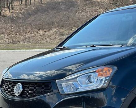 Черный Cанг Йонг Корандо, объемом двигателя 2 л и пробегом 96 тыс. км за 10400 $, фото 6 на Automoto.ua