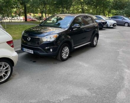 Черный Cанг Йонг Корандо, объемом двигателя 2 л и пробегом 148 тыс. км за 10500 $, фото 2 на Automoto.ua