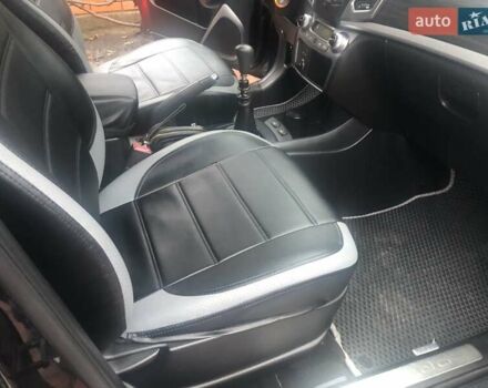 Чорний Cанг Йонг Korando, об'ємом двигуна 2 л та пробігом 131 тис. км за 9500 $, фото 17 на Automoto.ua