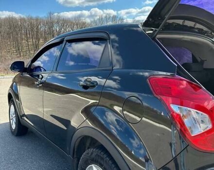 Черный Cанг Йонг Корандо, объемом двигателя 2 л и пробегом 96 тыс. км за 10400 $, фото 35 на Automoto.ua