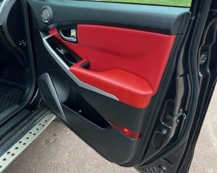 Черный Cанг Йонг Корандо, объемом двигателя 2 л и пробегом 116 тыс. км за 9500 $, фото 12 на Automoto.ua