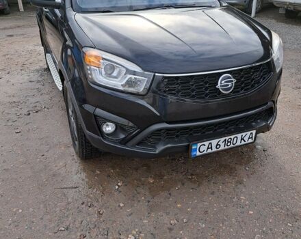 Чорний Cанг Йонг Korando, об'ємом двигуна 2 л та пробігом 170 тис. км за 12700 $, фото 3 на Automoto.ua