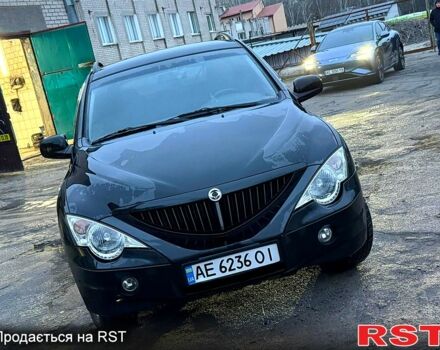 Черный Cанг Йонг Корандо, объемом двигателя 2.3 л и пробегом 126 тыс. км за 5800 $, фото 1 на Automoto.ua