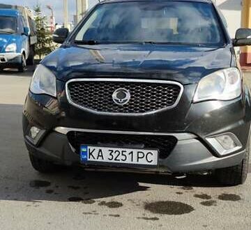 Cанг Йонг Korando 2011 у Харкові на Automoto.ua Чорний Cанг Йонг Korando, об'ємом двигуна 2 л та пробігом 215 тис. км за 7899 $, фото 1 на Automoto.ua