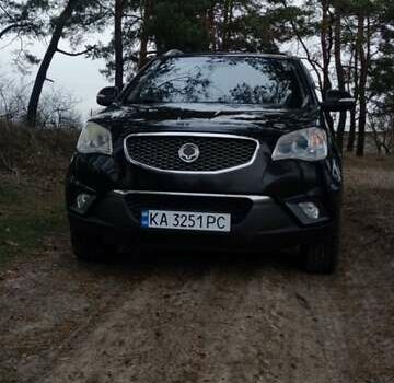 Чорний Cанг Йонг Korando, об'ємом двигуна 2 л та пробігом 218 тис. км за 7499 $, фото 1 на Automoto.ua