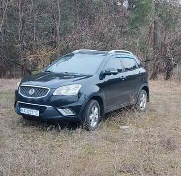 Чорний Cанг Йонг Korando, об'ємом двигуна 2 л та пробігом 216 тис. км за 7995 $, фото 1 на Automoto.ua