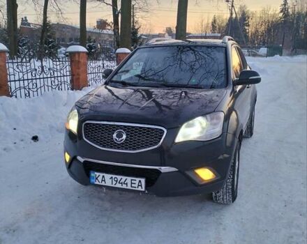 Черный Cанг Йонг Корандо, объемом двигателя 2 л и пробегом 189 тыс. км за 7500 $, фото 1 на Automoto.ua