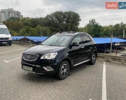 Черный Cанг Йонг Корандо, объемом двигателя 2 л и пробегом 125 тыс. км за 9000 $, фото 1 на Automoto.ua