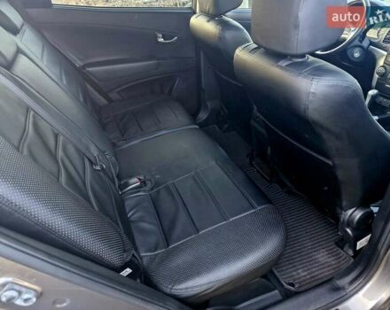 Коричневий Cанг Йонг Korando, об'ємом двигуна 2 л та пробігом 99 тис. км за 8900 $, фото 9 на Automoto.ua