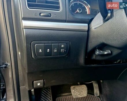 Коричневий Cанг Йонг Korando, об'ємом двигуна 2 л та пробігом 99 тис. км за 8900 $, фото 13 на Automoto.ua