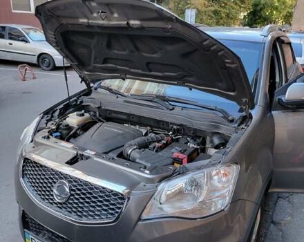 Коричневий Cанг Йонг Korando, об'ємом двигуна 2 л та пробігом 80 тис. км за 9300 $, фото 2 на Automoto.ua