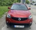 Красный Cанг Йонг Корандо, объемом двигателя 2 л и пробегом 137 тыс. км за 9500 $, фото 2 на Automoto.ua