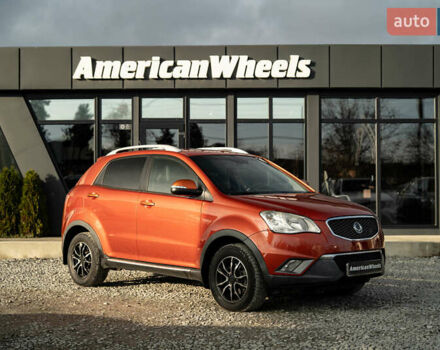 Красный Cанг Йонг Корандо, объемом двигателя 2 л и пробегом 166 тыс. км за 8900 $, фото 2 на Automoto.ua