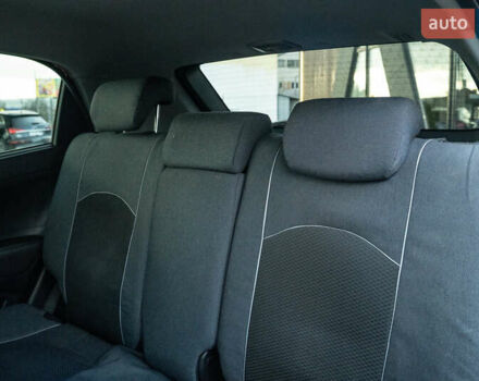 Красный Cанг Йонг Корандо, объемом двигателя 2 л и пробегом 166 тыс. км за 8900 $, фото 31 на Automoto.ua