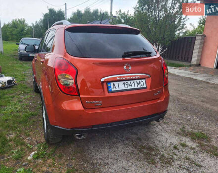 Червоний Cанг Йонг Korando, об'ємом двигуна 2 л та пробігом 107 тис. км за 9300 $, фото 1 на Automoto.ua