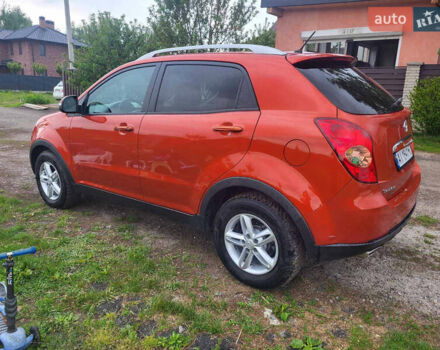 Червоний Cанг Йонг Korando, об'ємом двигуна 2 л та пробігом 107 тис. км за 9300 $, фото 4 на Automoto.ua