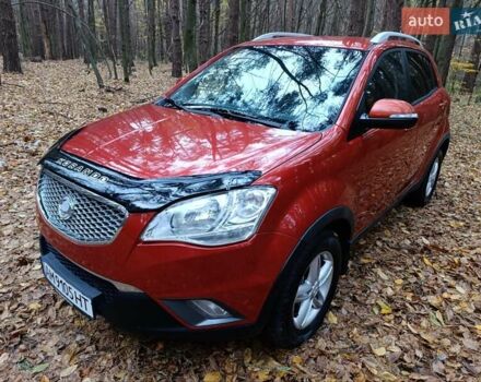 Cанг Йонг Korando 2012 у Житомирі на Automoto.ua Червоний Cанг Йонг Korando, об'ємом двигуна 2 л та пробігом 227 тис. км за 8000 $, фото 33 на Automoto.ua
