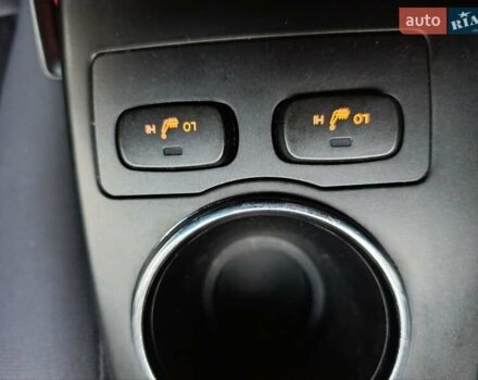 Cанг Йонг Korando 2012 у Житомирі на Automoto.ua Червоний Cанг Йонг Korando, об'ємом двигуна 2 л та пробігом 227 тис. км за 8000 $, фото 2 на Automoto.ua