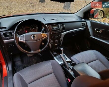 Cанг Йонг Korando 2012 у Житомирі на Automoto.ua Червоний Cанг Йонг Korando, об'ємом двигуна 2 л та пробігом 227 тис. км за 8000 $, фото 15 на Automoto.ua