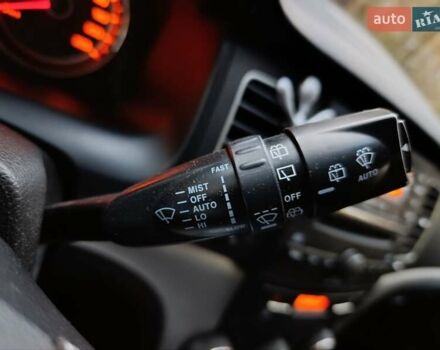 Cанг Йонг Korando 2012 у Житомирі на Automoto.ua Червоний Cанг Йонг Korando, об'ємом двигуна 2 л та пробігом 227 тис. км за 8000 $, фото 5 на Automoto.ua