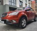 Червоний Cанг Йонг Korando, об'ємом двигуна 2 л та пробігом 190 тис. км за 8500 $, фото 3 на Automoto.ua