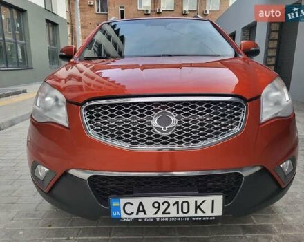 Червоний Cанг Йонг Korando, об'ємом двигуна 2 л та пробігом 190 тис. км за 8500 $, фото 2 на Automoto.ua