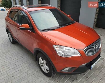 Червоний Cанг Йонг Korando, об'ємом двигуна 2 л та пробігом 190 тис. км за 8500 $, фото 8 на Automoto.ua