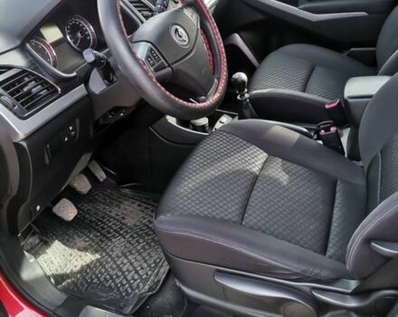 Червоний Cанг Йонг Korando, об'ємом двигуна 2 л та пробігом 100 тис. км за 10000 $, фото 5 на Automoto.ua