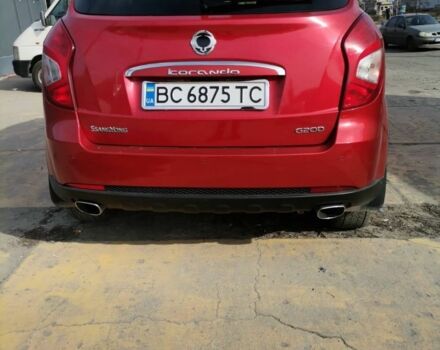 Червоний Cанг Йонг Korando, об'ємом двигуна 2 л та пробігом 100 тис. км за 10000 $, фото 3 на Automoto.ua