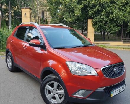 Червоний Cанг Йонг Korando, об'ємом двигуна 2 л та пробігом 133 тис. км за 9900 $, фото 1 на Automoto.ua