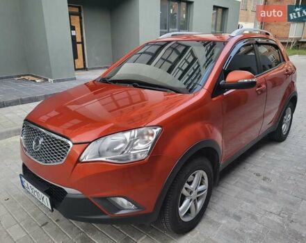 Красный Cанг Йонг Корандо, объемом двигателя 2 л и пробегом 190 тыс. км за 8500 $, фото 1 на Automoto.ua