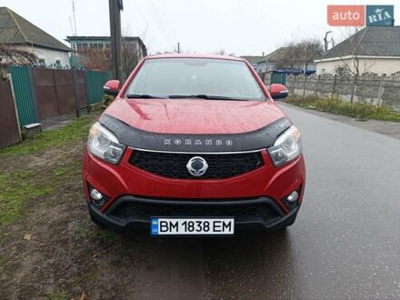 Красный Cанг Йонг Корандо, объемом двигателя 2 л и пробегом 156 тыс. км за 9000 $, фото 1 на Automoto.ua