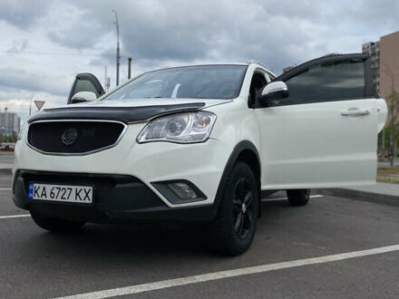 Cанг Йонг Korando, об'ємом двигуна 2 л та пробігом 150 тис. км за 7250 $, фото 1 на Automoto.ua