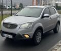 Серый Cанг Йонг Корандо, объемом двигателя 2 л и пробегом 82 тыс. км за 8900 $, фото 7 на Automoto.ua
