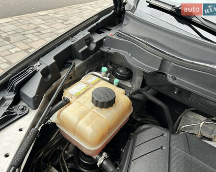 Сірий Cанг Йонг Korando, об'ємом двигуна 2 л та пробігом 171 тис. км за 9999 $, фото 31 на Automoto.ua