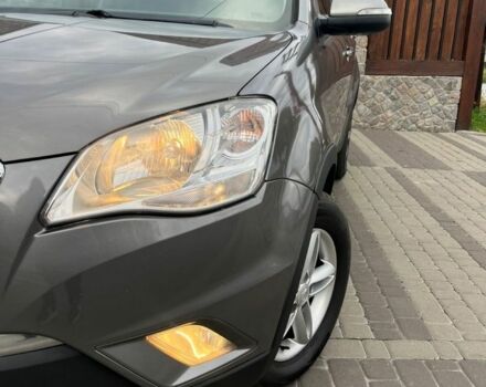 Серый Cанг Йонг Корандо, объемом двигателя 2 л и пробегом 167 тыс. км за 8700 $, фото 2 на Automoto.ua