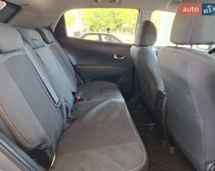 Сірий Cанг Йонг Korando, об'ємом двигуна 2 л та пробігом 180 тис. км за 9300 $, фото 17 на Automoto.ua