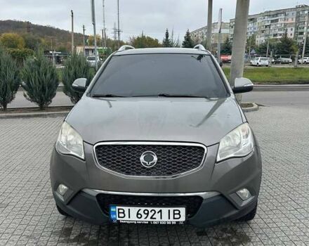 Сірий Cанг Йонг Korando, об'ємом двигуна 2 л та пробігом 247 тис. км за 8200 $, фото 8 на Automoto.ua