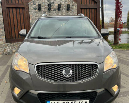 Серый Cанг Йонг Корандо, объемом двигателя 2 л и пробегом 168 тыс. км за 8700 $, фото 1 на Automoto.ua