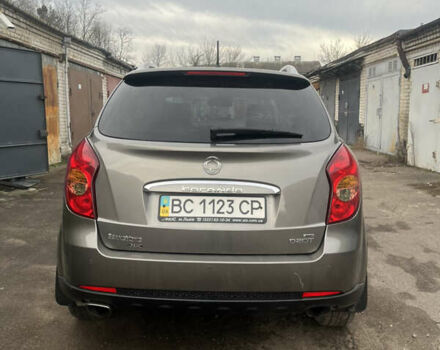 Сірий Cанг Йонг Korando, об'ємом двигуна 2 л та пробігом 80 тис. км за 10000 $, фото 4 на Automoto.ua