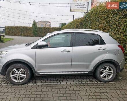 Сірий Cанг Йонг Korando, об'ємом двигуна 2 л та пробігом 153 тис. км за 8500 $, фото 5 на Automoto.ua